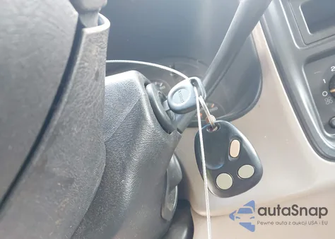 2004 Chevrolet Silverado 1500 Z71 from USA, damaged, VIN 1GCEK19T74E151462